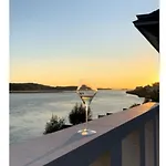 Appartement Les Sternes De St Mathurin Sur Loire , Terrasse Sur La Loire