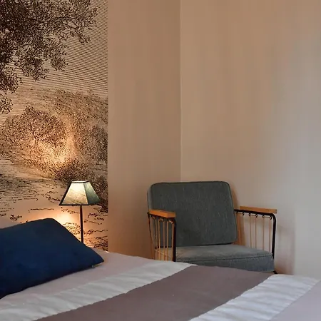 Les Sternes De St Mathurin Sur Loire , Terrasse Sur La Loire *