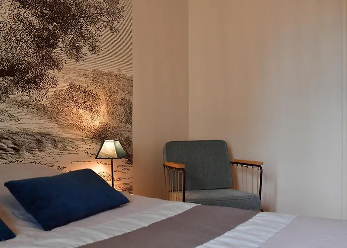 Les Sternes De St Mathurin Sur Loire , Terrasse Sur La Loire *