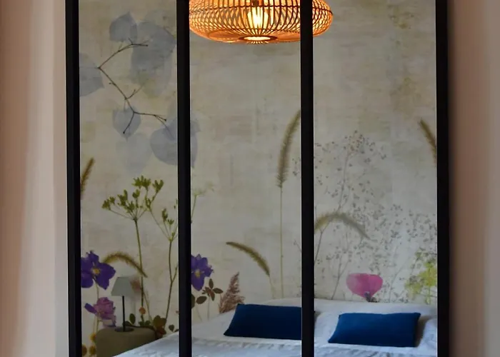 Les Sternes De St Mathurin Sur Loire , Terrasse Sur La Loire